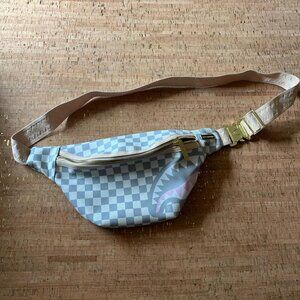 Like New Sprayground Bag / Fanny Pack Purse